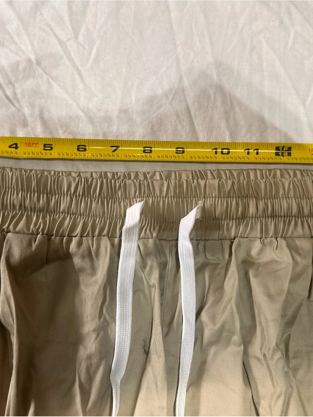 Men's Casual Drawstring Shorts in Khaki